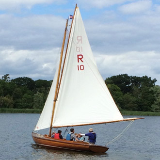 Traditional sailing on the Broads Traditional sailing on the Broads